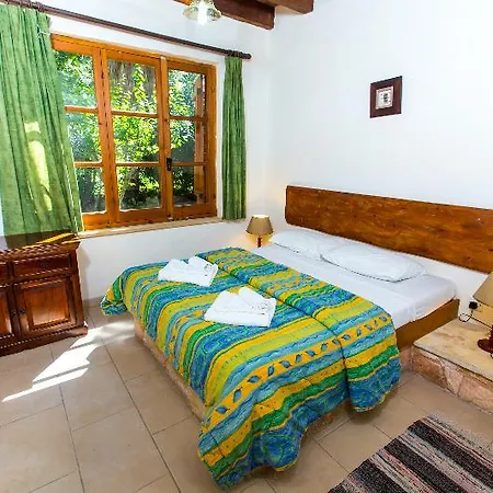 Z & X Holiday Villas 4* Paphos