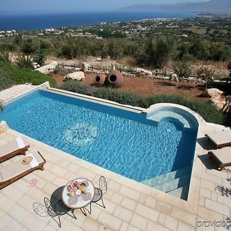 Z & X Holiday Villas Paphos