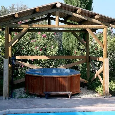 Hotel Z & X Holiday Villas