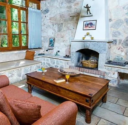 Z & X Holiday Villas Paphos